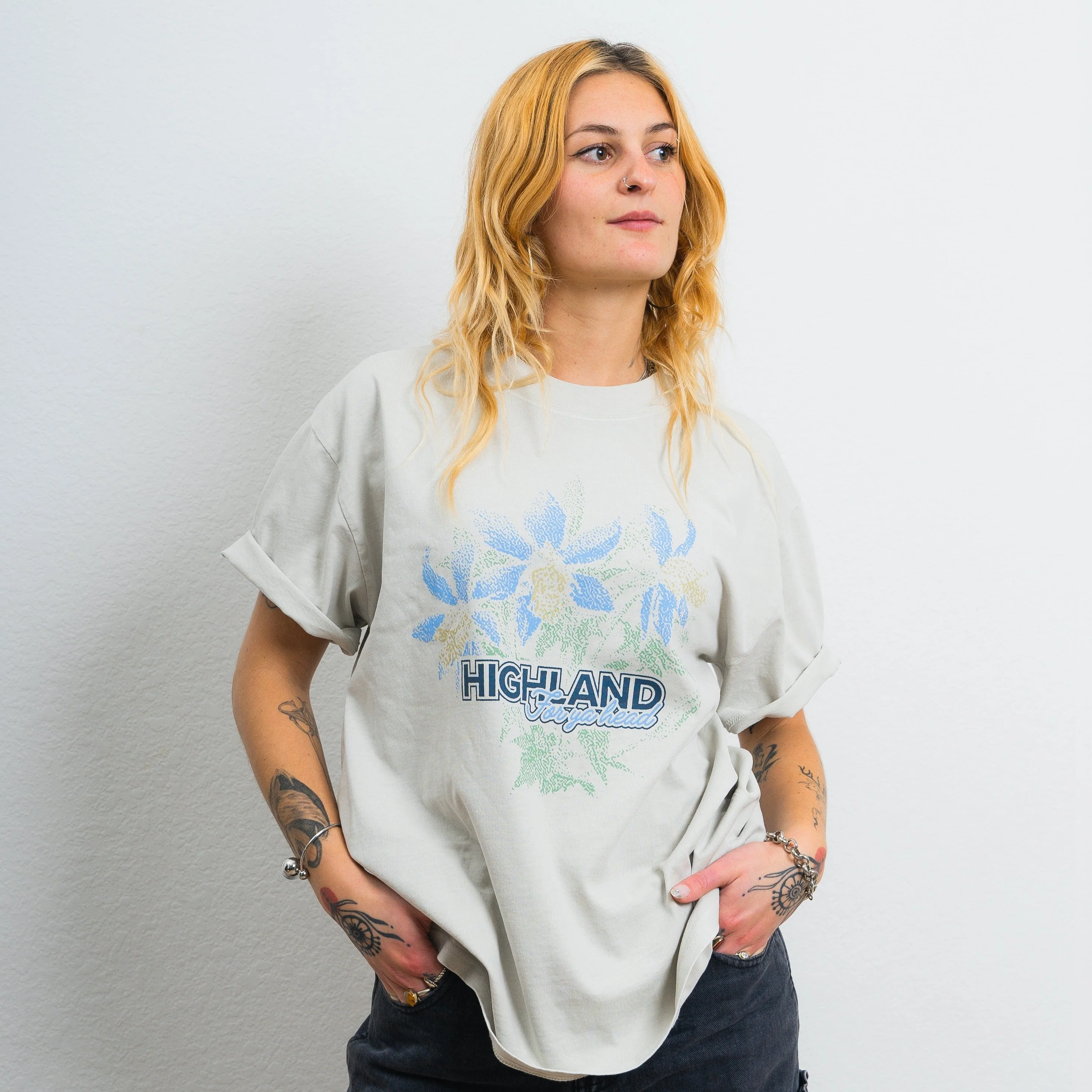 Highland Aquilegia Coerulea Tee - Image 3